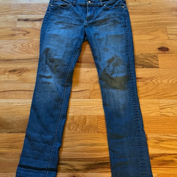 New York & Co Women Sz 8 Low Rise Skinny Leg Medium-Dark Wash Stretch Jeans - Picture 3 of 7